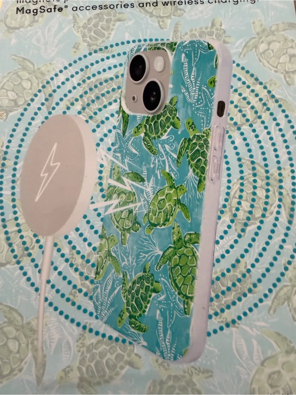 MagSafe Compatible Sea Turtle iPhone Case 16e, 15, 14, 13